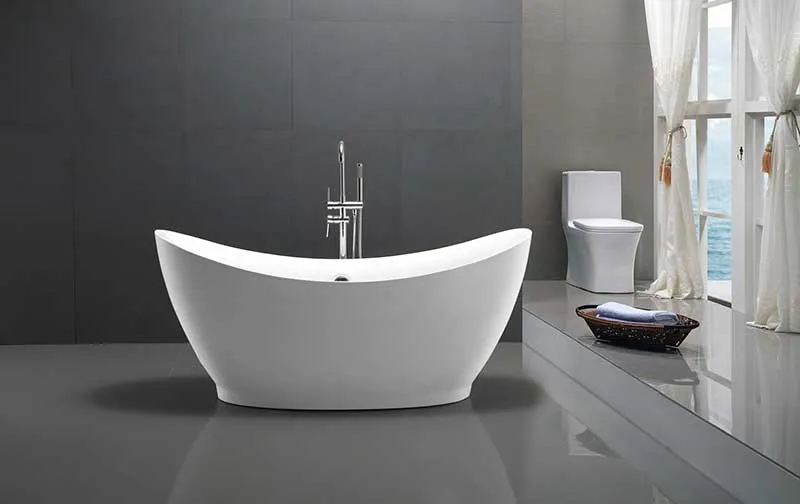 Anzzi Reginald Series 5.67 ft. Freestanding Bathtub in White