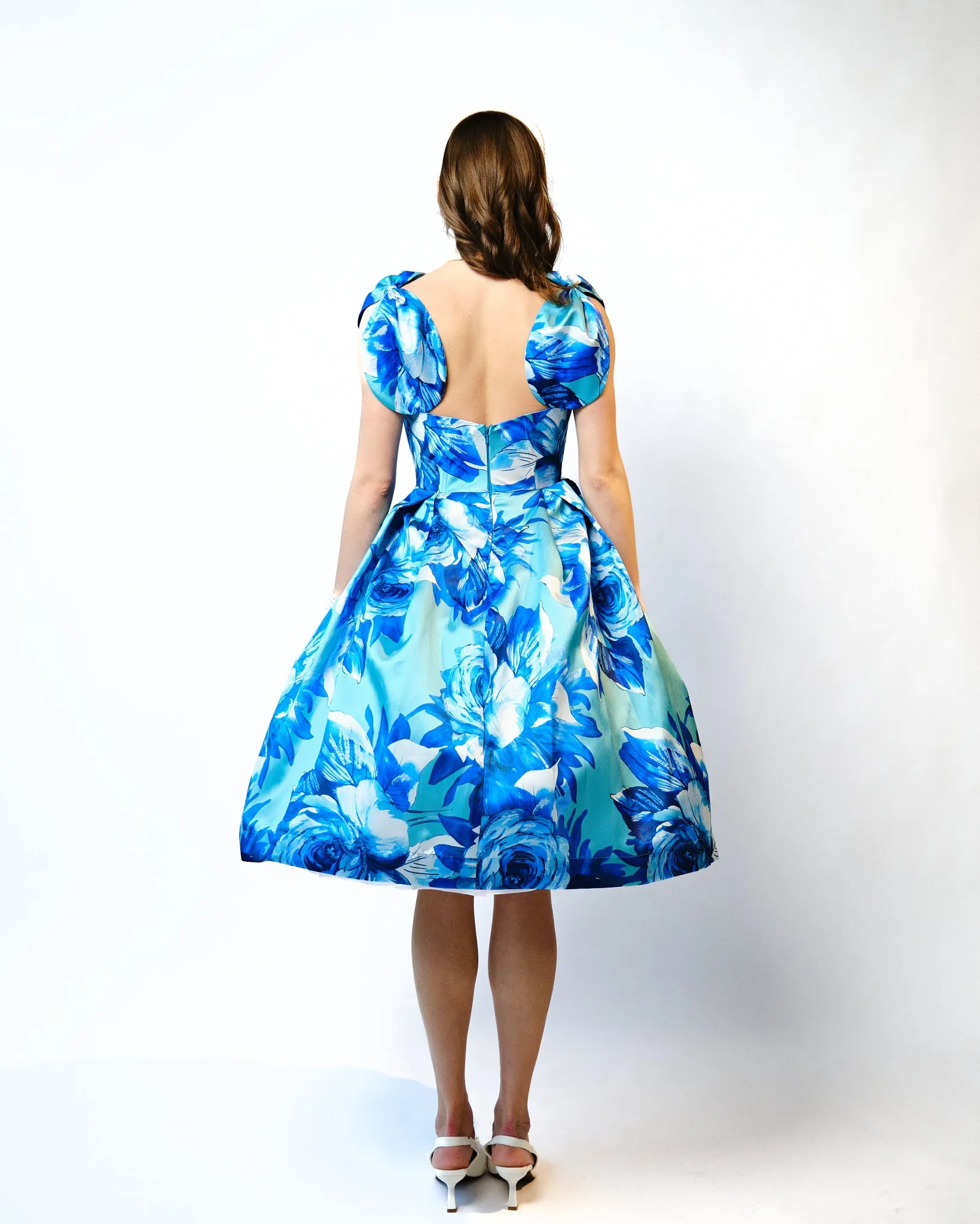 AZURE BLOOM