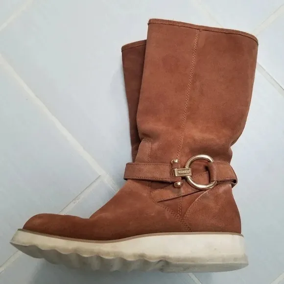 COACH Virtue Suede Boot Pull On 8