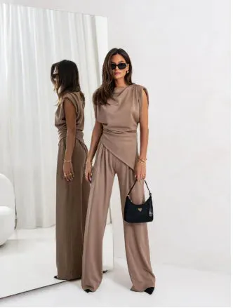 Elegant Women's Summer Two-Piece Set with Wide Pants