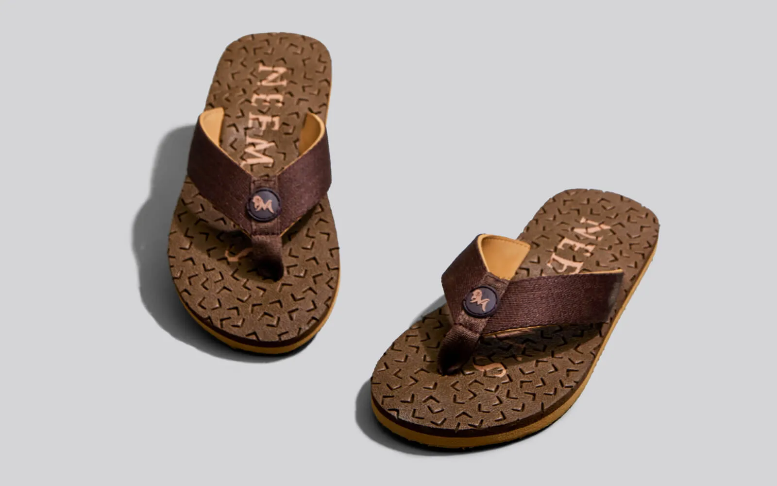 Float Ease Flips : Tan
