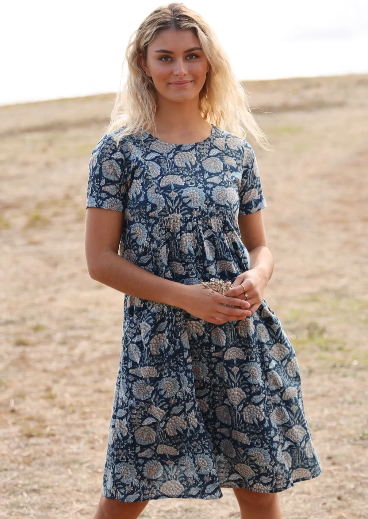 Frankie Dress Dahlia