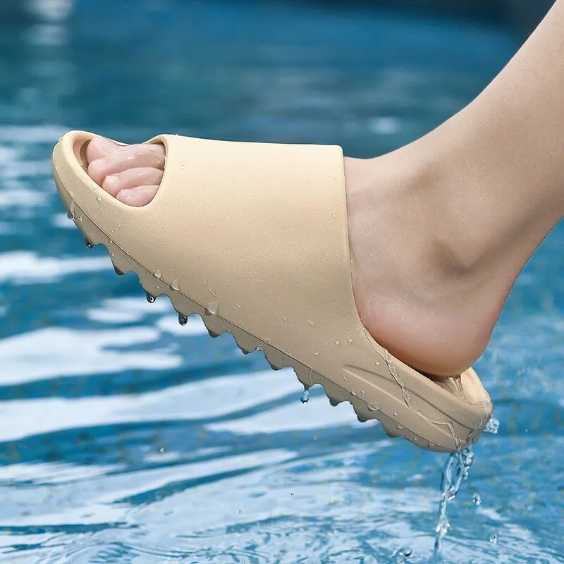 Lightweight Plain Patterned Slippers