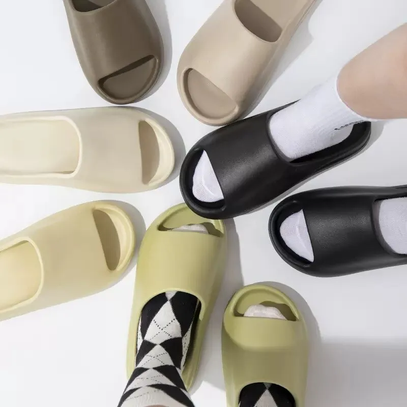 Lightweight Plain Patterned Slippers