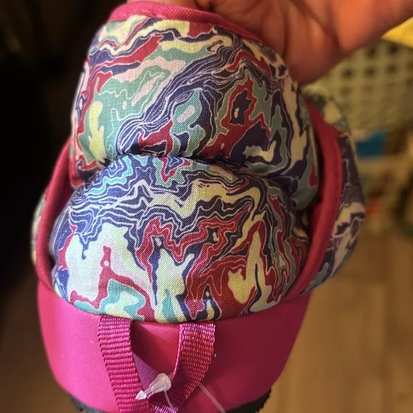 New Sz 3 The North Face Traction booties thermal slippers (Girls' Toddler-Youth)