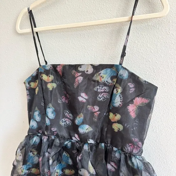 NWT Lulu’s Pretty Whimsical Butterfly Organza Dress Medium