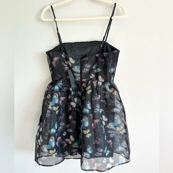 NWT Lulu’s Pretty Whimsical Butterfly Organza Dress Medium