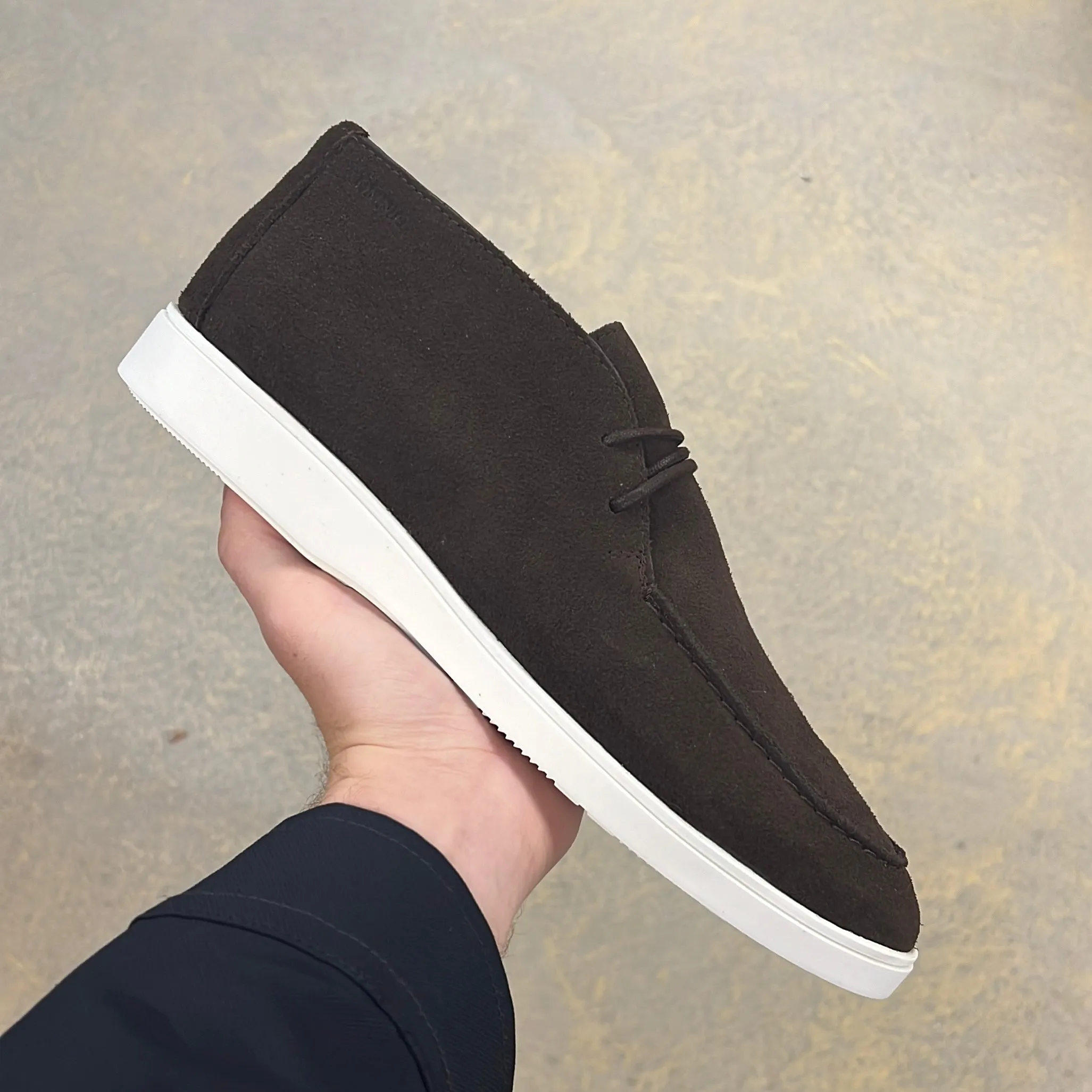 Omnio CAVE MOC CHUCKA Marrone Velours