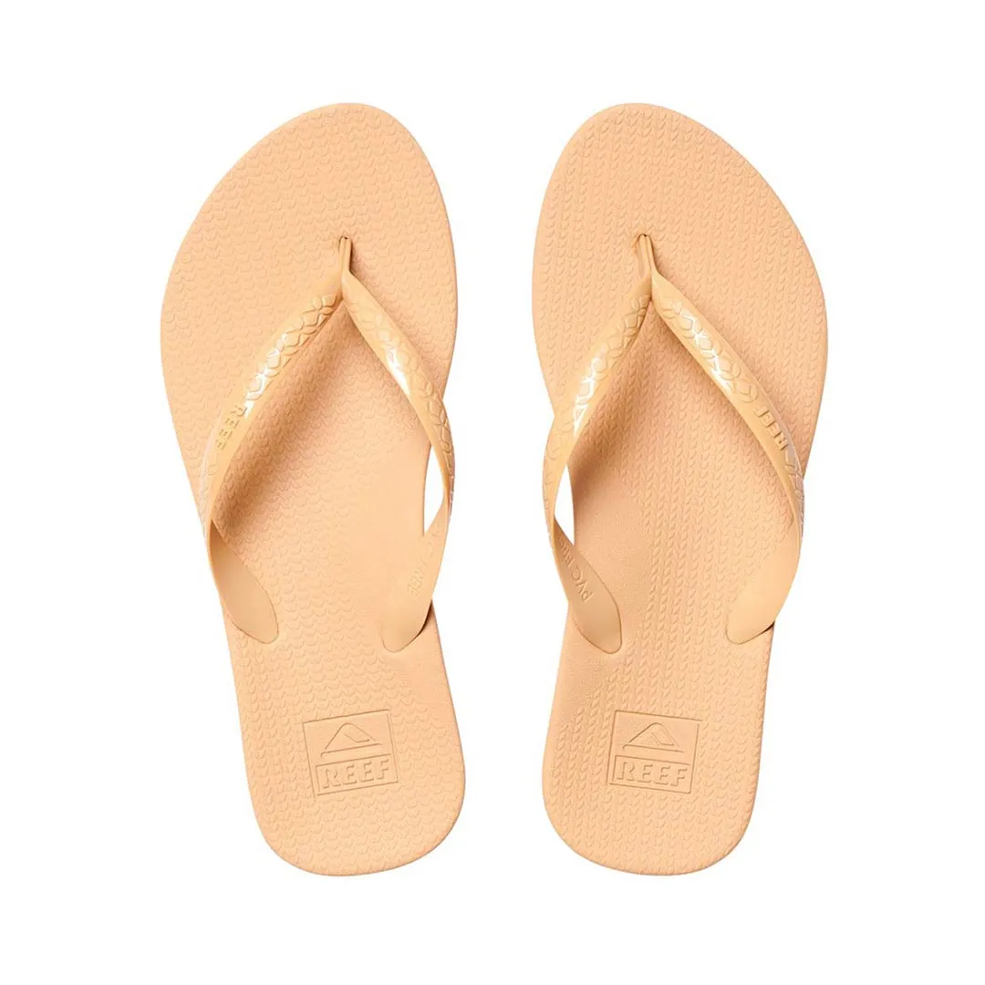 Seaside Plus Womens