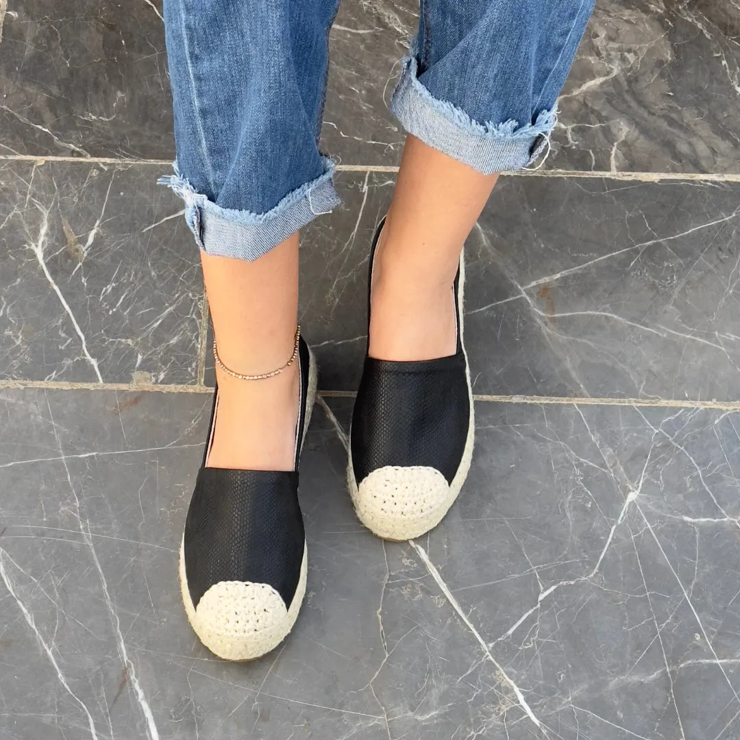 Serene Slipons
