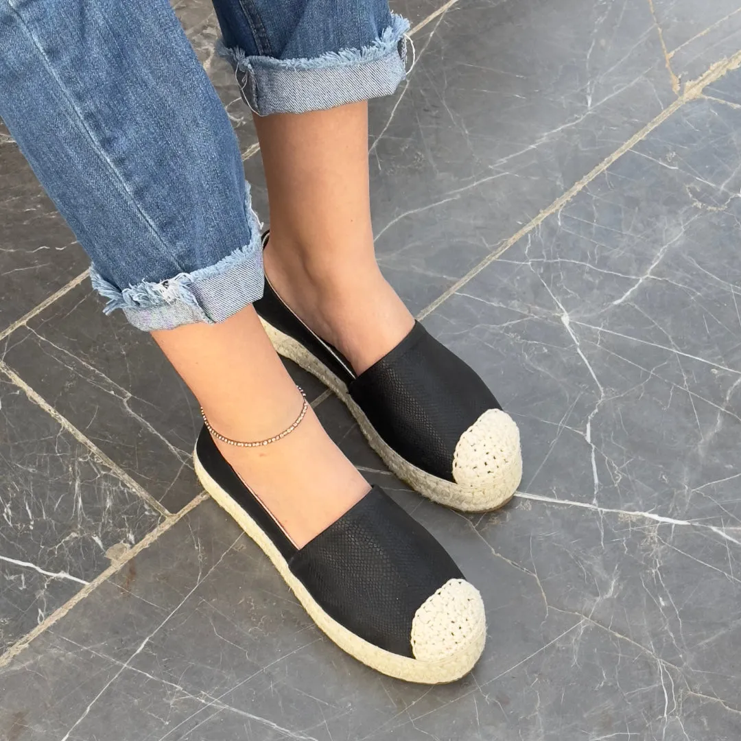 Serene Slipons