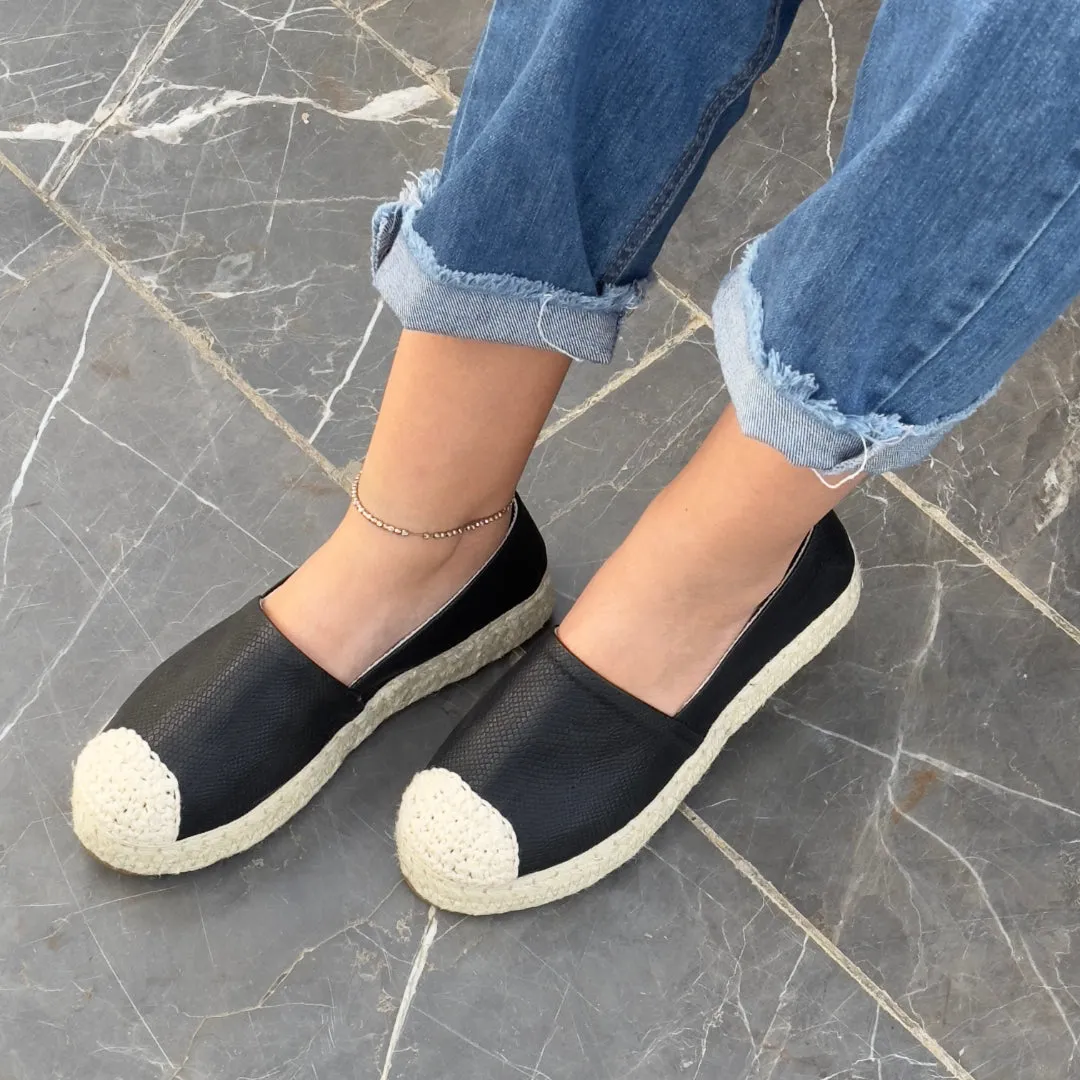 Serene Slipons