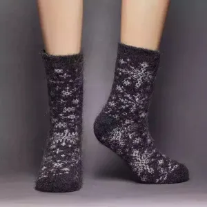 Siberia Spirit Snowy Night Crew Socks