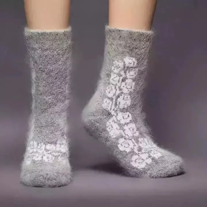 Siberia Spirit Wintry Roses Crew Socks
