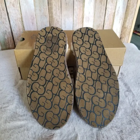 UGG Men's Scuff Suede Slippers