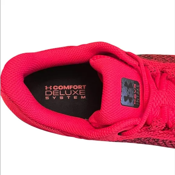 UNDER ARMOUR HOVR INTAKE 6