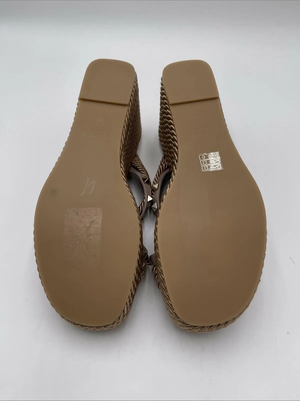 Valentino Garavani Women's Rockstud Torchon Wedge Espadrille Sandals Beige 42 - Very Good